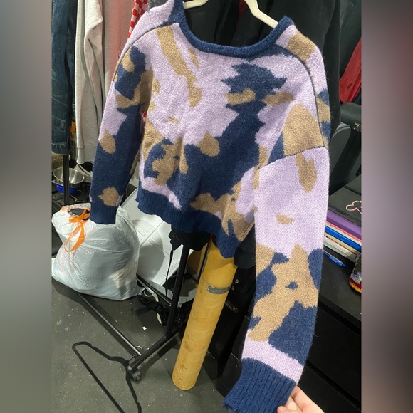 Size Small Vneck sweater from Nation LTD - Picture 3 of 6